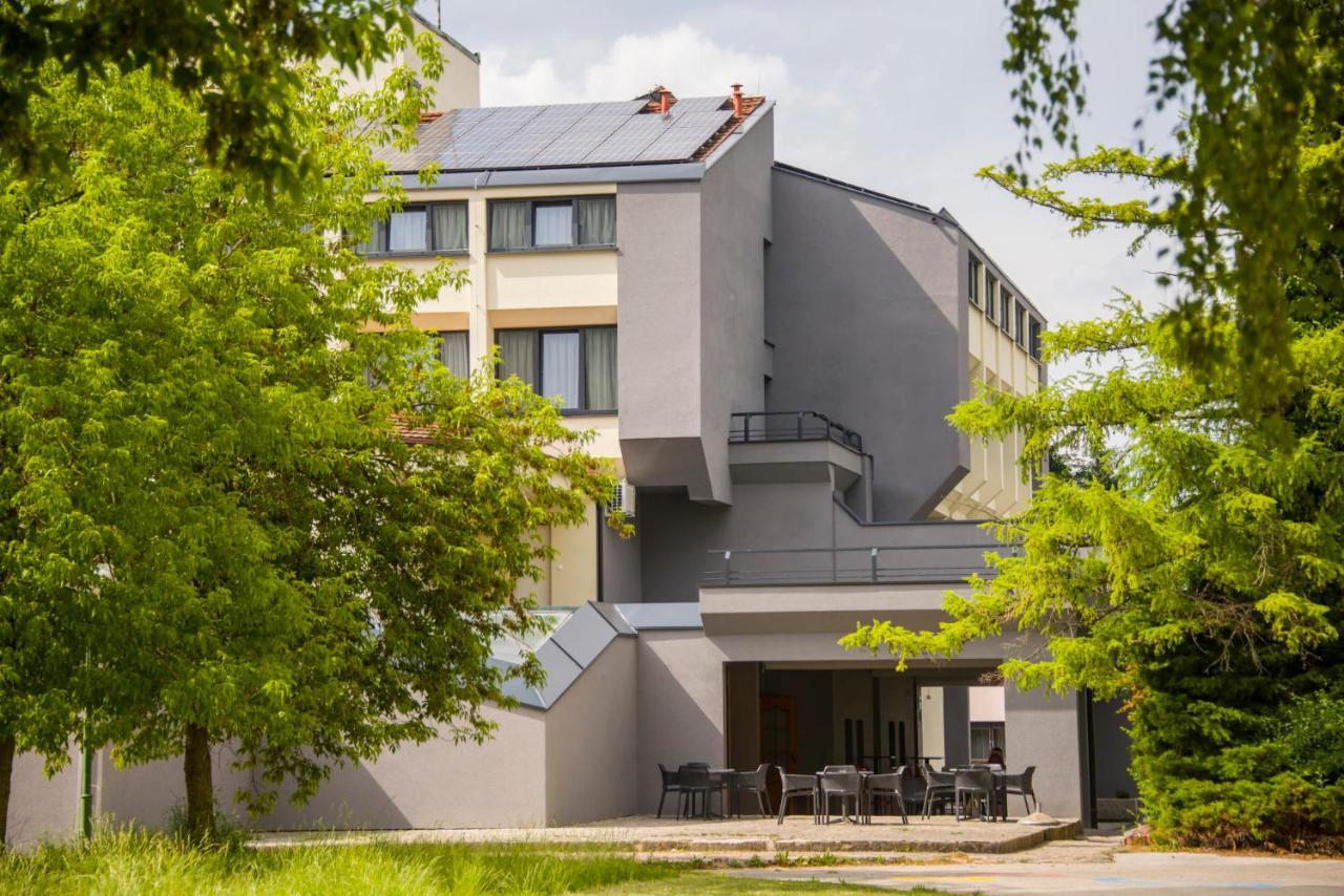 Hotel Prebold Zewnętrze zdjęcie