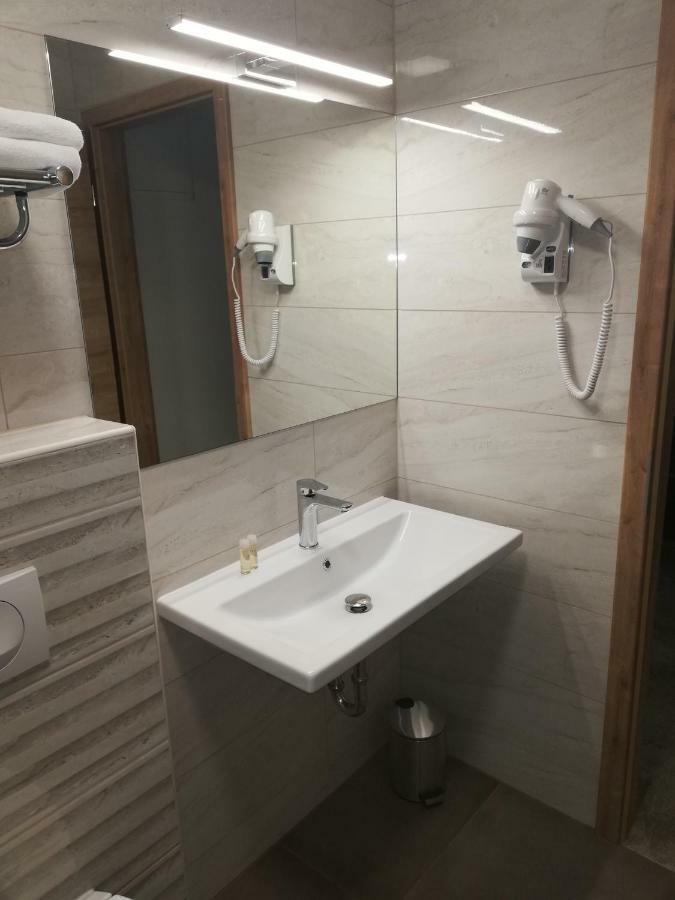 Hotel Prebold Zewnętrze zdjęcie